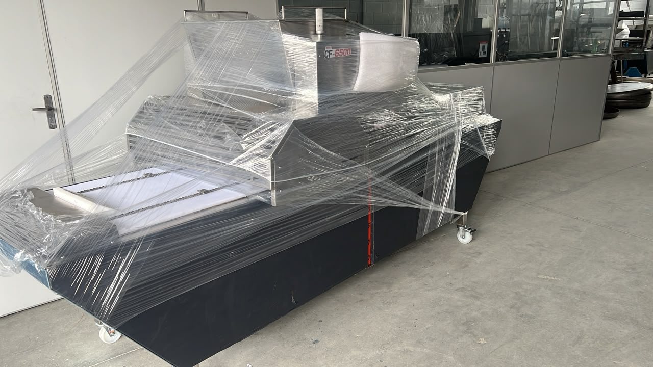 Máquina CF-6500, pronta para entrega